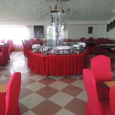 Y Lan Hotel Da Lat Exterior photo