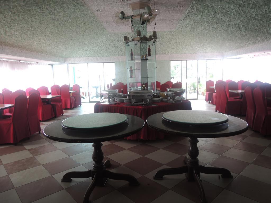 Y Lan Hotel Da Lat Exterior photo